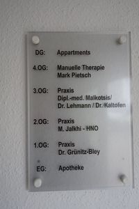 Plotterschrift_auf_Acrylglas in Dresden…